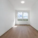 Rent 3 bedroom apartment of 60 m² in Praha