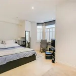 Rent 7 bedroom house in London