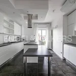 Rent 5 bedroom house of 194 m² in Arona