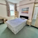 Rent 5 bedroom house in Swansea