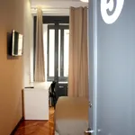 Rent 14 bedroom house in Madrid