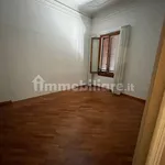 Affitto 5 camera appartamento di 130 m² in Florence