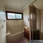 Rent 3 bedroom house in Dandenong North