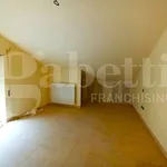 Rent 3 bedroom apartment of 80 m² in Spoleto