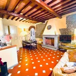 Rent 3 bedroom apartment of 89 m² in Florence