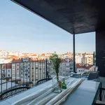 Rent 5 bedroom apartment of 104 m² in Lisboa