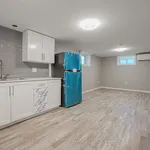 Rent 1 bedroom apartment of 53 m² in Barrie (Lakeshore)