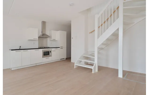 Huur 2 slaapkamer appartement van 46 m² in Laakhaven-West