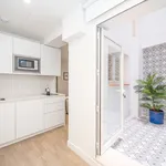 Rent 1 bedroom apartment of 30 m² in Málaga