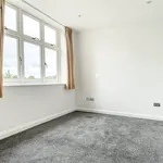 Rent 2 bedroom flat in Newmarket