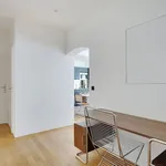 Appartement de 790 m² avec 2 chambre(s) en location à Paris