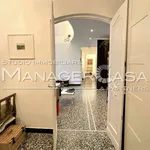 Rent 5 bedroom apartment of 82 m² in Genoa