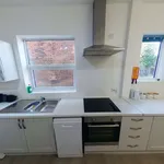 Rent 5 bedroom house in Lincoln