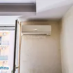 Affitto 2 camera appartamento di 62 m² in Naples