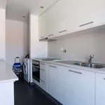 Rent 4 bedroom apartment of 75 m² in Lisboa