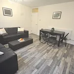 Rent 4 bedroom flat in London