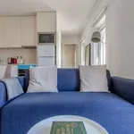 Rent 1 bedroom apartment of 44 m² in lisbon