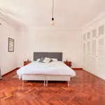 Rent 7 bedroom apartment in Lisbon