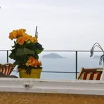 Rent 10 bedroom house of 250 m² in Lerici