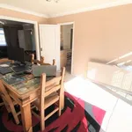 Rent 4 bedroom house in South East England