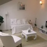 Rent 2 bedroom apartment of 49 m² in Suresnes