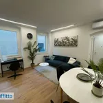 Affitto 2 camera appartamento di 91 m² in Genoa