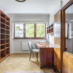 Rent 6 bedroom house of 270 m² in Warszawa