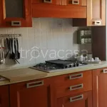 Rent 2 bedroom apartment of 85 m² in Napoli