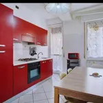 Rent 5 bedroom apartment of 90 m² in Nova Milanese