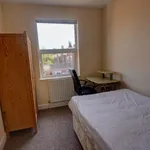 Rent 5 bedroom house in Leicester