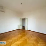 Rent 3 bedroom apartment of 120 m² in Milan