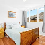 Rent 3 bedroom house in Altona Meadows