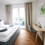 Rent 4 bedroom apartment of 90 m² in Berlin