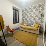 Rent 5 bedroom apartment of 80 m² in Como