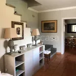 Affitto 6 camera casa di 190 m² in Trevignano Romano