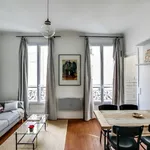 Appartement de 375 m² avec 1 chambre(s) en location à Paris