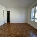 Appartement de 79 m² avec 3 chambre(s) en location à Paris