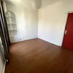 Appartement de 25 m² avec 1 chambre(s) en location à Poitiers