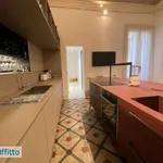 Affitto 4 camera appartamento di 130 m² in Catania