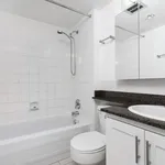 Appartement de 893 m² avec 2 chambre(s) en location à Vancouver