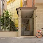 Rent 2 bedroom apartment in Milan