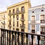 Rent a room of 90 m² in Barcelona