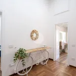 Rent 2 bedroom apartment of 80 m² in Naples