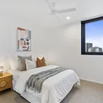 Rent 3 bedroom apartment in Toowong