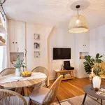 Rent 2 bedroom apartment of 60 m² in Paris