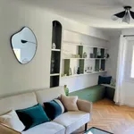 Rent 4 bedroom apartment of 52 m² in Aix En Provence