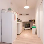 82 m² Zimmer in Berlin