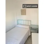 Rent 3 bedroom apartment in Seville