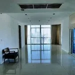 Rent 4 bedroom apartment of 294 m² in Bangkok