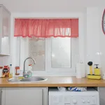 Rent 2 bedroom flat in Cambridge